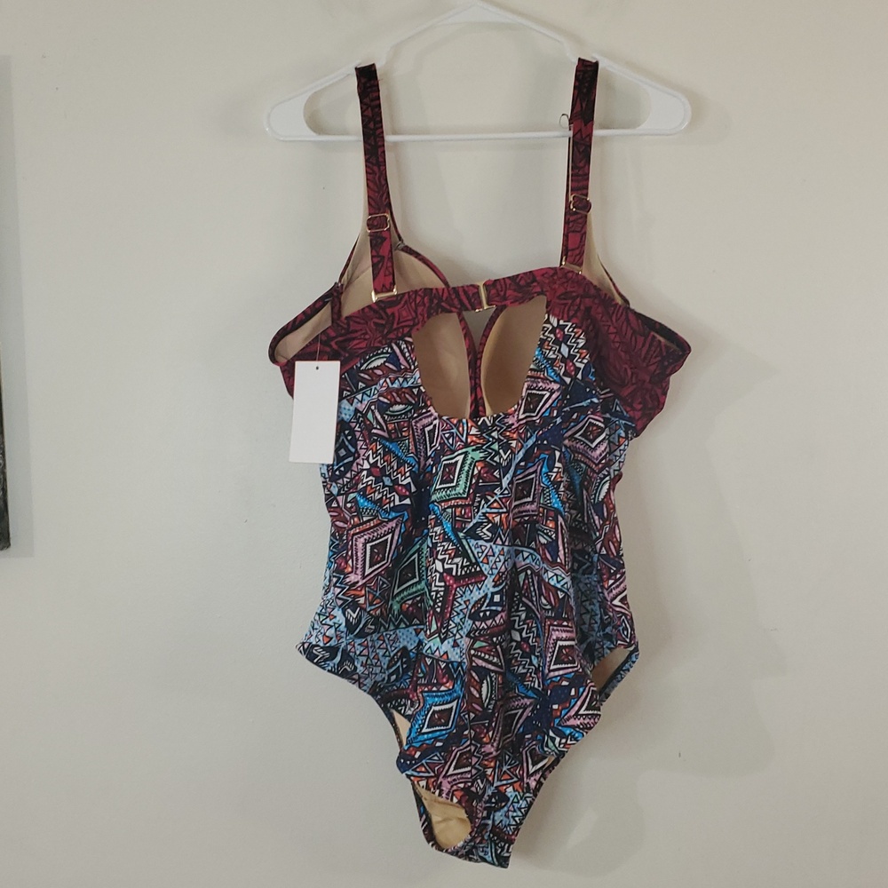 NWT Swimsuits For All Cut Out Underwire One-Piece Swimsuit Size 24 Resortwear - Picture 8 of 15